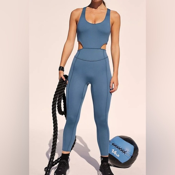 Free People FP Movement Back It Up Jumpsuit NWT Medium - Picture 1 of 14